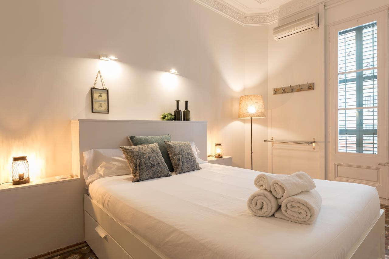 Bcn Luxury Apartments Barcellona Esterno foto