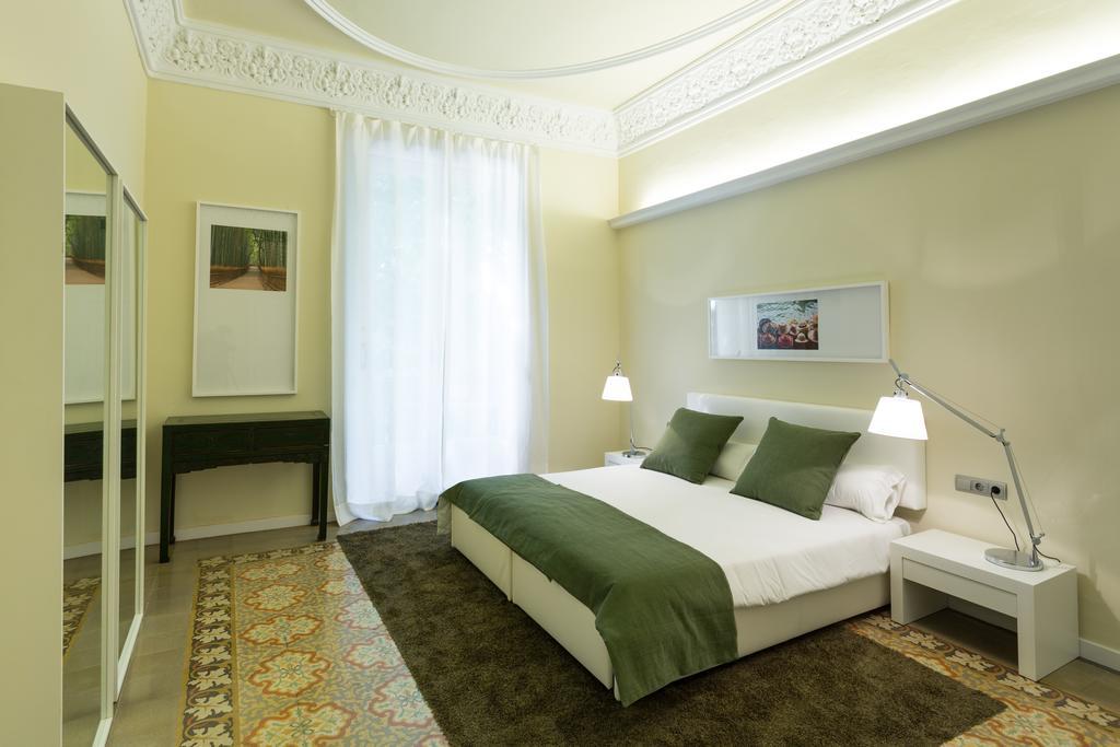 Bcn Luxury Apartments Barcellona Esterno foto